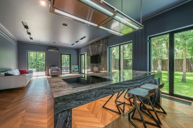More Space, More Growth: Key Factors in Choosing a Home for Your Expanding Home-Based Business